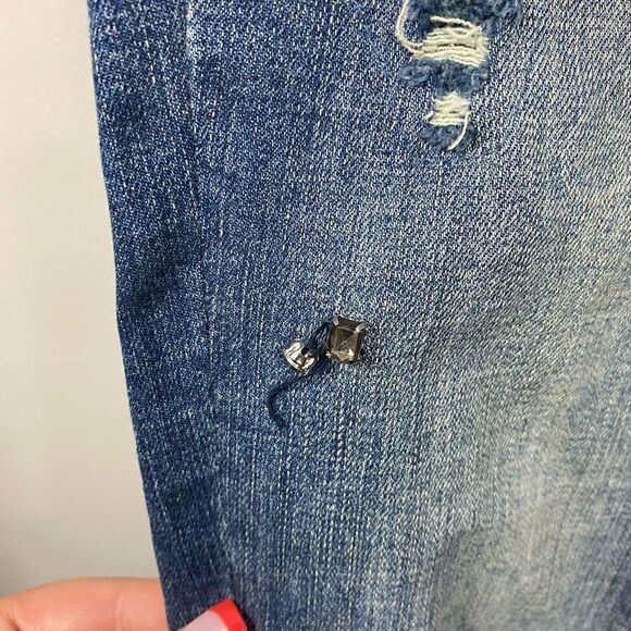 BLANK NYC JEANS EMBELLISHED CHARM SCHOOL CROP GIRLFRIEND FRAY BLUE DENIM - Picture 7 of 7